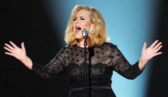 Adele cho ra đời nhiều ca khúc được công chúng toàn cầu đón nhận