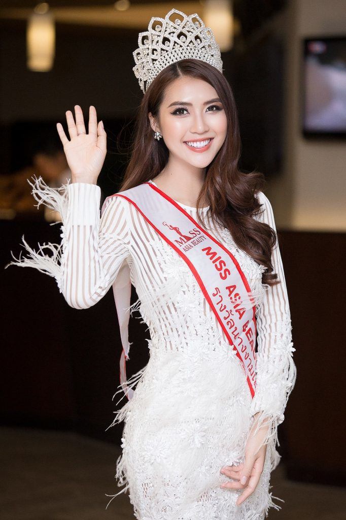 T.Linh đạt danh hiệu Người đẹp có nụ cười đẹp nhất trong cuộc thi Hoa hậu Hoàn vũ 2019