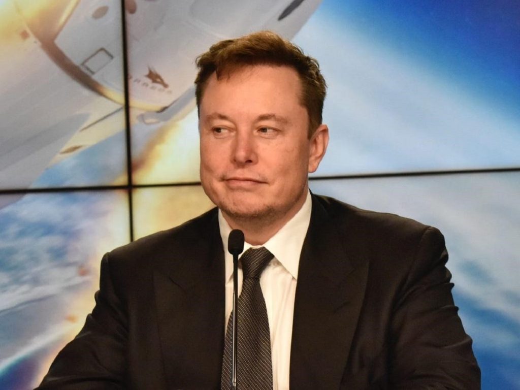 Elon Musk sở hữu những chiếc bằng danh giá trên con đường học vấn của mình