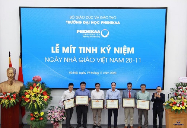 Ông năng trong lễ kỷ niệm ngày nhà giáo Việt Nam 20/11/2020