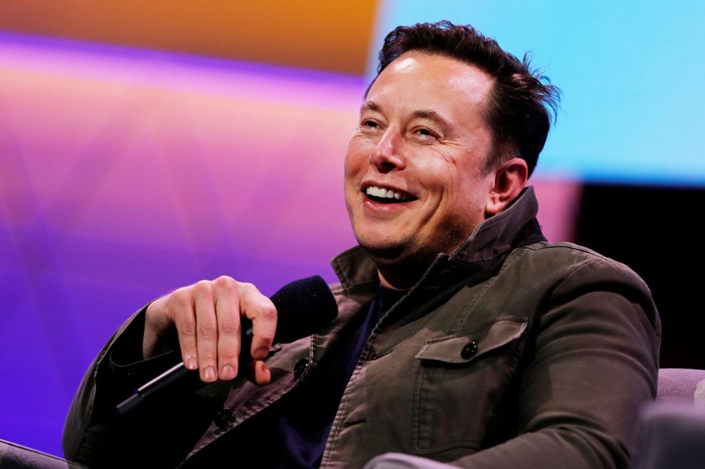 Elon Musk là ai? Ông được mệnh danh là Iron Man phiên bản đời thực